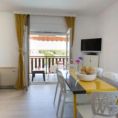& Laganini Seka Apartment *