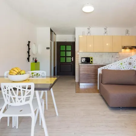 & Laganini Seka Apartmán