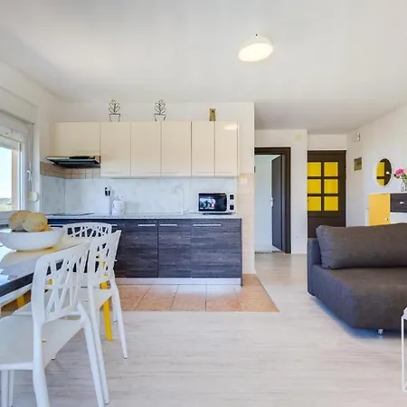Apartamento & Laganini Seka *